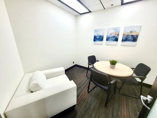 カナダ移民 Kawamo Immigration Consulting | 145 Chadwick Ct, North Vancouver, BC V7M 3K1, Canada | Phone: (778) 945-3026