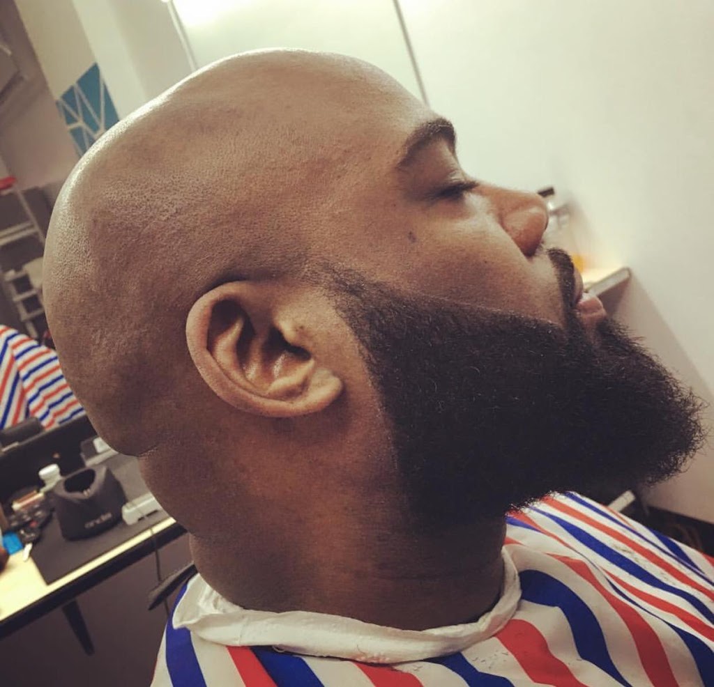 Fadeboss Barber Shop | 1089 Schooling Dr, Oshawa, ON L1K 0S2, Canada | Phone: (289) 979-9472