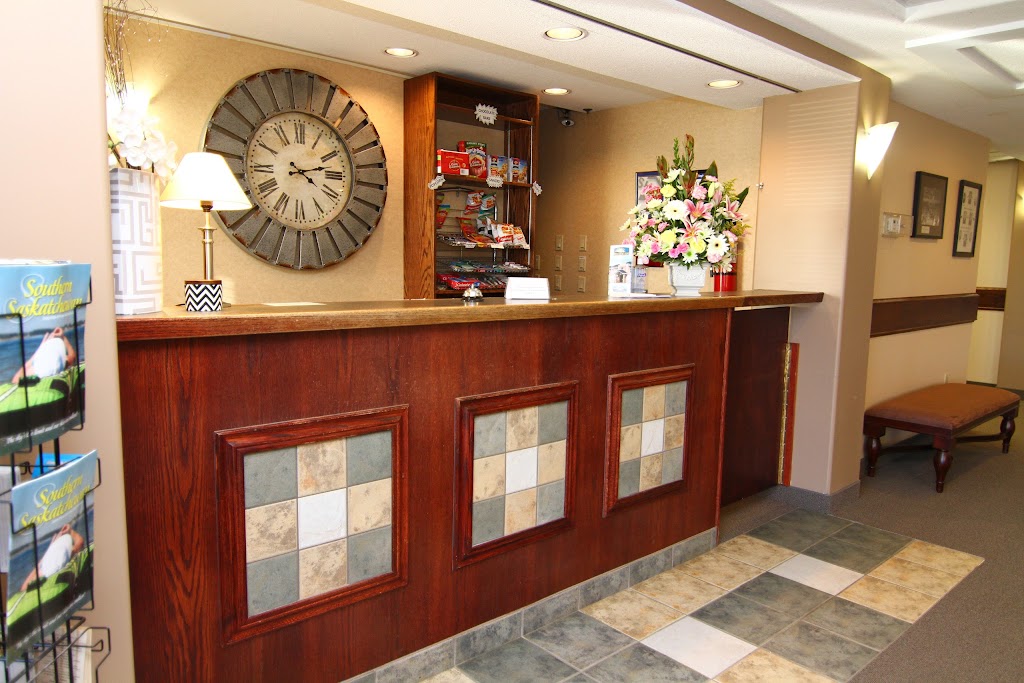 Pilgrim Inn | 310 College Dr, Caronport, SK S0H 0S0, Canada | Phone: (306) 756-5002