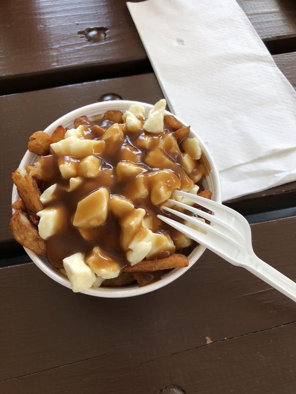 Cantine Ste-Helene | 374 4e Avenue, Sainte-Hélène-de-Bagot, QC J0H 1M0, Canada | Phone: (450) 791-2645
