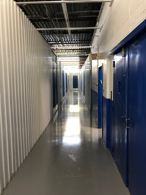 Entrepot CubeQ Storage Saint-Laurent | 645 Montée de Liesse, Saint-Laurent, QC H4T 1P5, Canada | Phone: (514) 731-8989