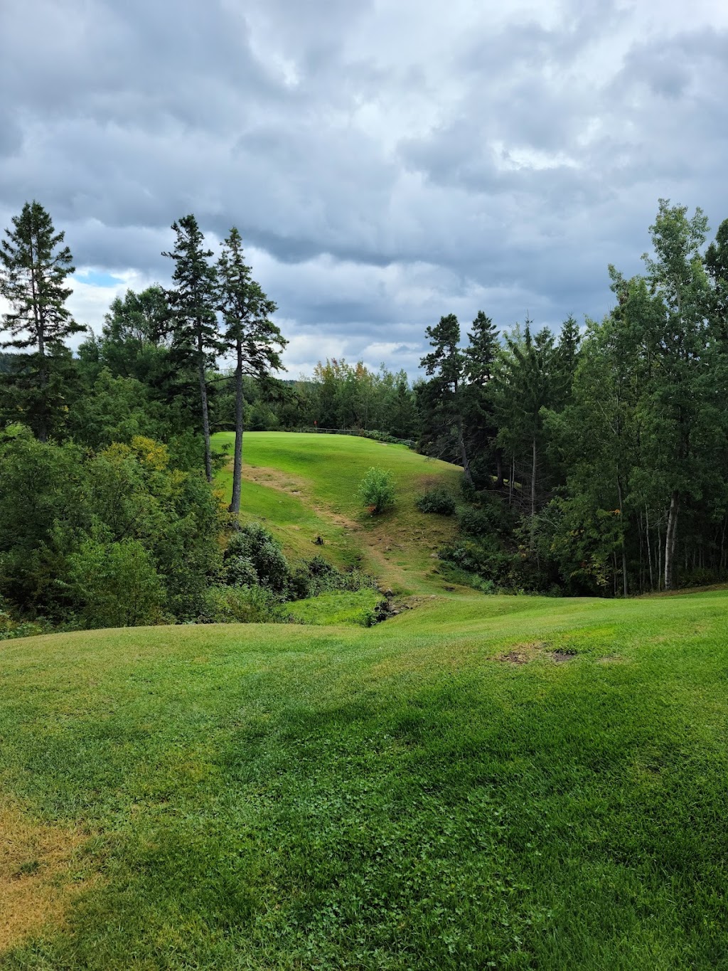 Riviere du Loup Golf Club 132 Rte de la Montagne, NotreDamedu