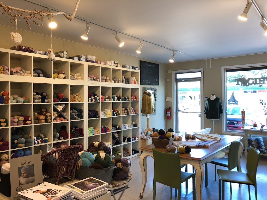 Marie Mode Tricot | 200 Grand Boulevard, LÎle-Perrot, QC J7V 4X1, Canada | Phone: (514) 901-0708
