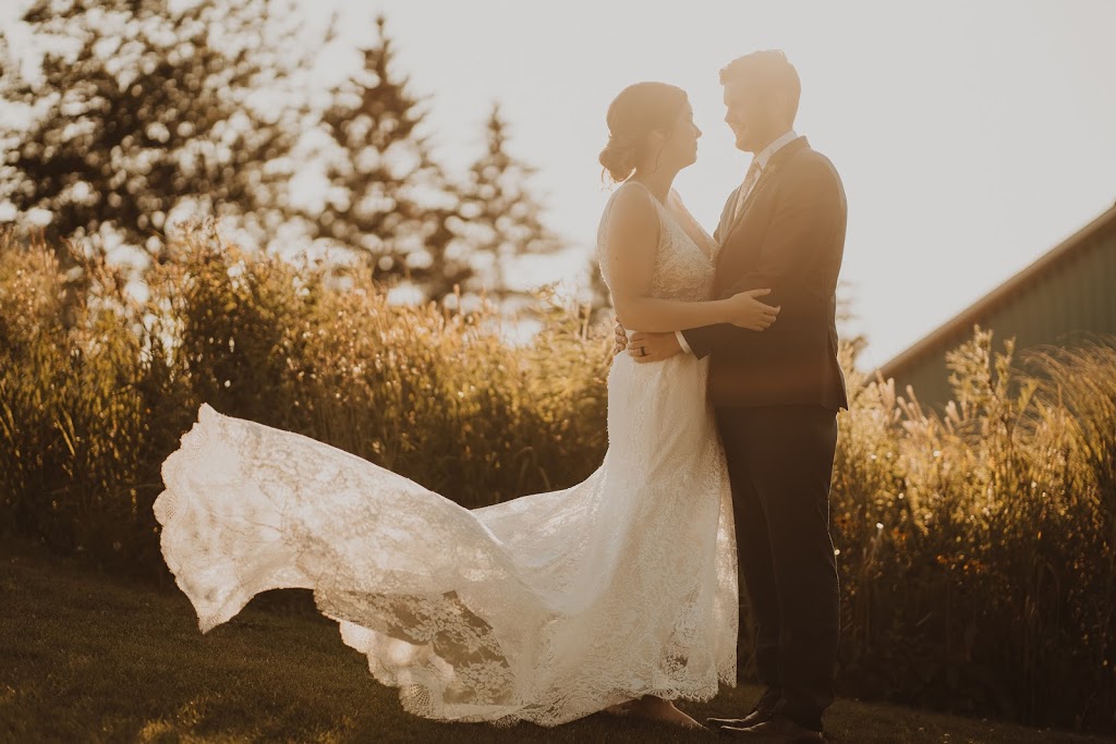 Bryns Photography | 878 Paisley Rd, Guelph, ON N1K 1V8, Canada | Phone: (226) 343-7710