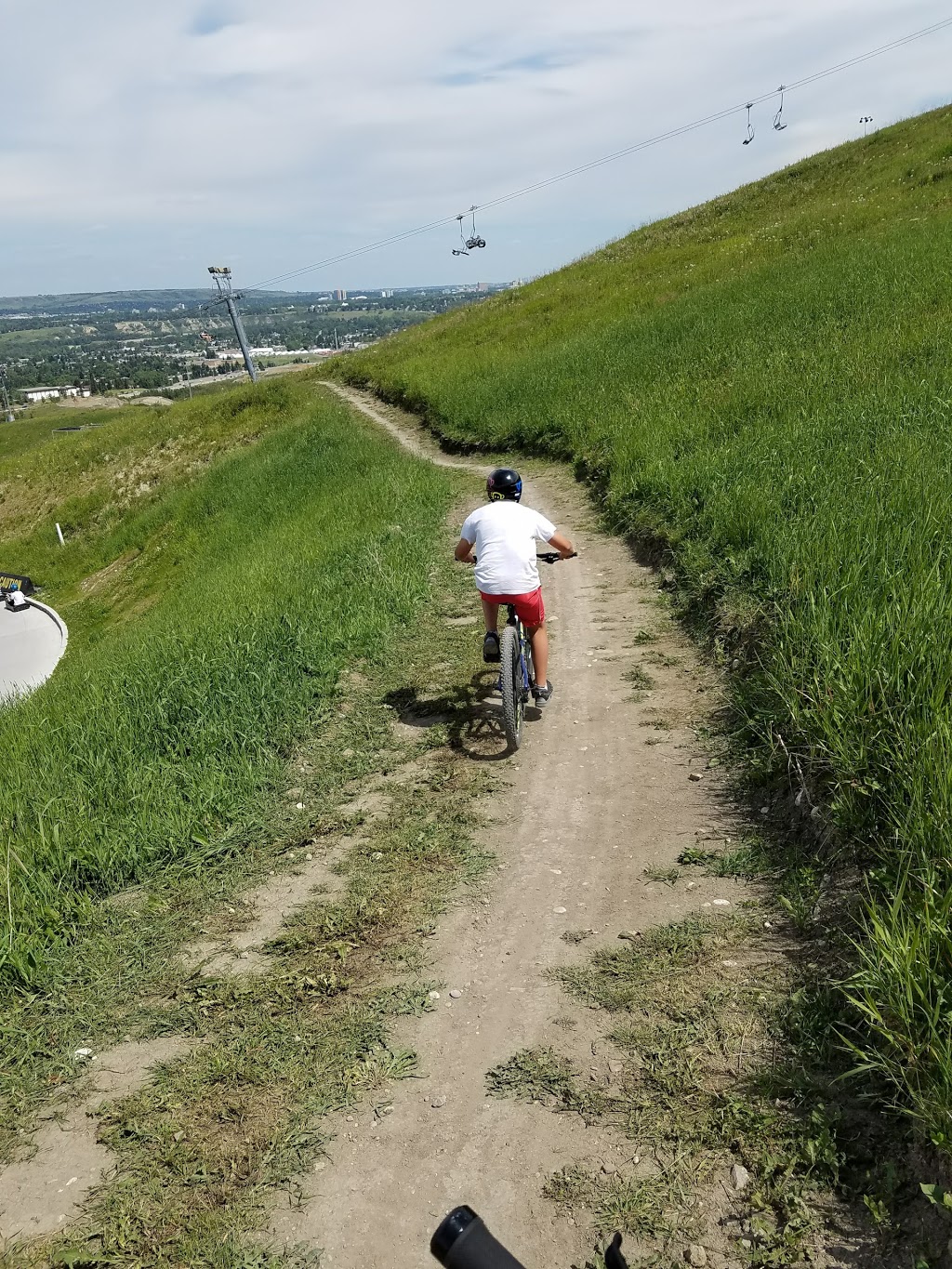 Sarcee Park | Calgary, AB T3H 3K2, Canada