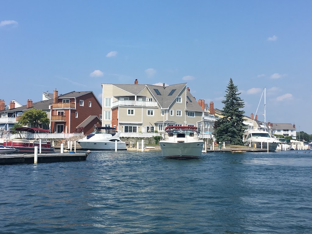Bridgeview Marina | 1 Marina Road, Point Edward, Sarnia, ON N7T 7J7, Canada | Phone: (800) 265-0330