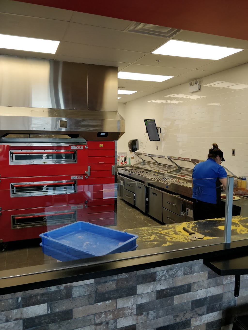 Dominos Pizza | 1900 Simcoe St N Unit 2, Oshawa, ON L1G 4Y3, Canada | Phone: (905) 725-8888