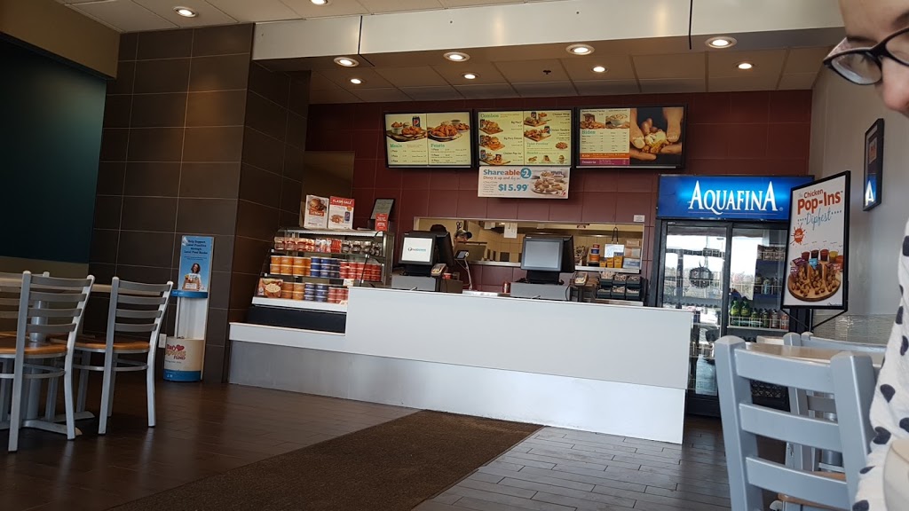 Mary Brown’s | 50 Tacoma Dr, Dartmouth, NS B2W 3E5, Canada | Phone: (902) 462-8030