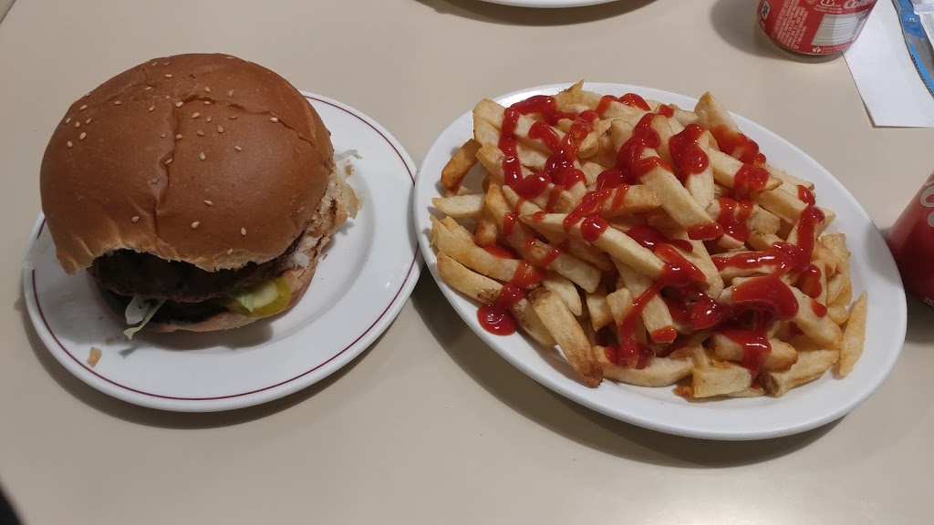 Chubbys Fish N Chips | 2290 Islington Ave, Etobicoke, ON M9W 3X2, Canada | Phone: (416) 741-6200