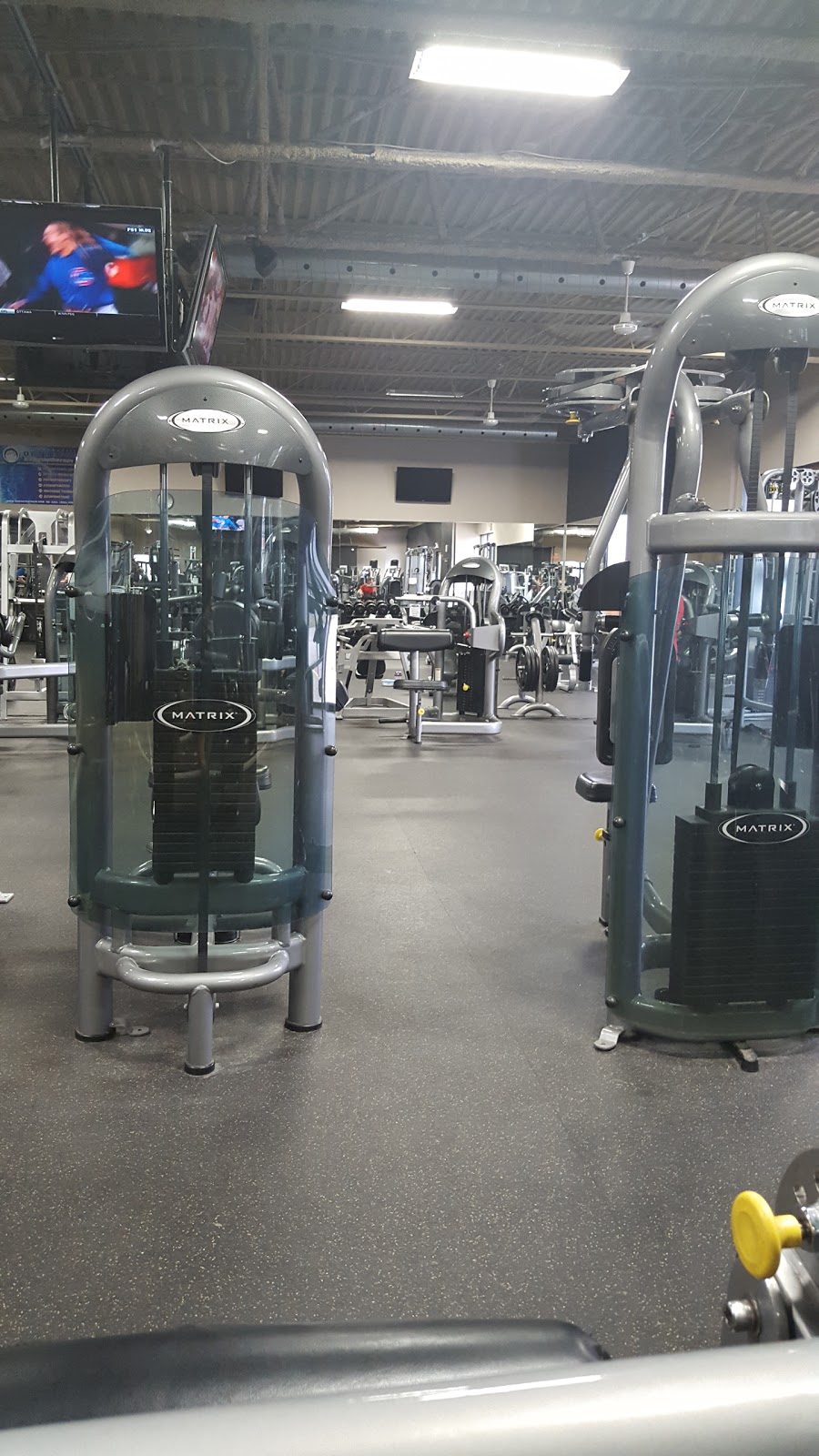 Durham Ultimate Fitness Club Bowmanville | 164 Baseline Rd E, Bowmanville, ON L1C 1T4, Canada | Phone: (905) 697-2639