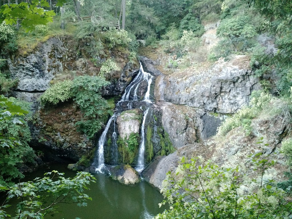 Wittys Lagoon Regional Park - Main Parking Lot | 4100 Metchosin Rd, Victoria, BC V9C 3Z6, Canada