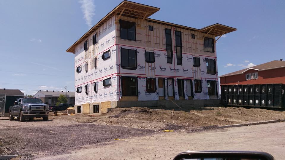 Constructions SM-1973 - Entrepreneur rénovation Rive-Sud | 290 Rue de la Paix, Sainte-Madeleine, QC J0H 1S0, Canada | Phone: (450) 795-6427
