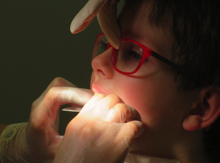 Centre Dentaire Adoncour | Dentiste à Longueuil | 645 Rue Adoncour #200, Longueuil, QC J4G 2M6, Canada | Phone: (450) 646-7963