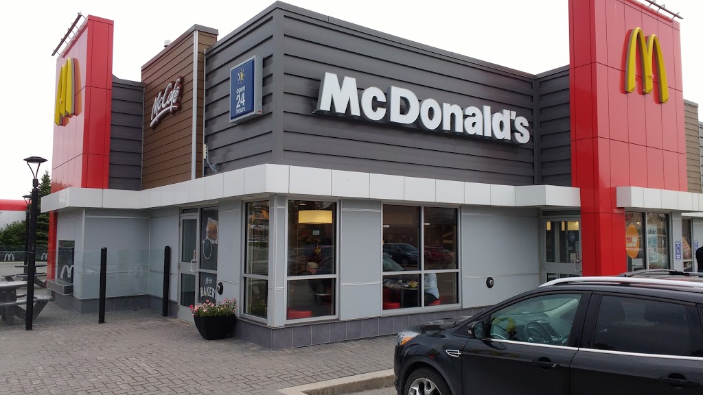 McDonalds | 425 Nathaniel St, Winnipeg, MB R3M 3X1, Canada | Phone: (204) 949-6031