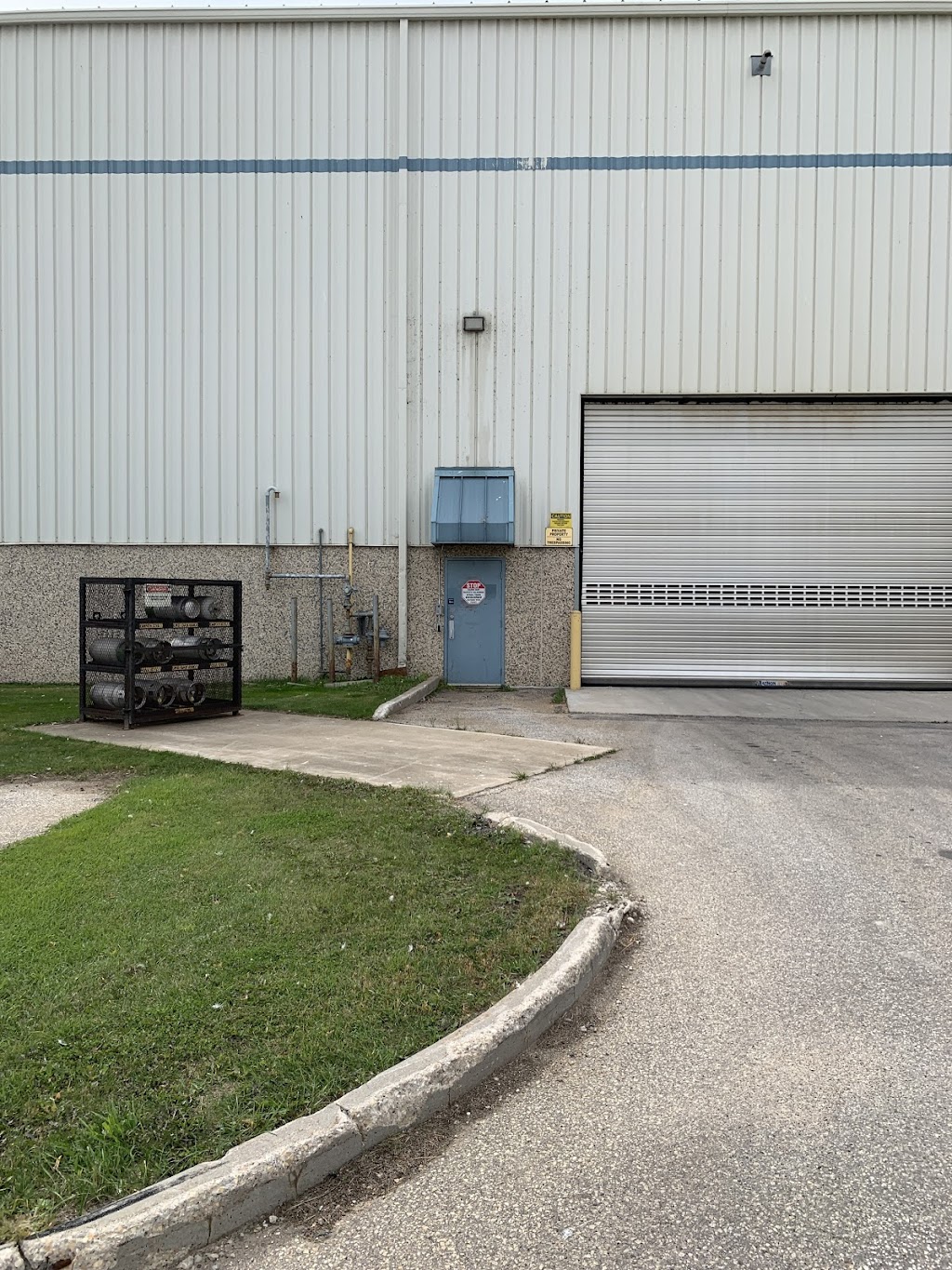 Castle Metals | 520 Mercy St, Selkirk, MB R1A 2L5, Canada | Phone: (204) 482-6887