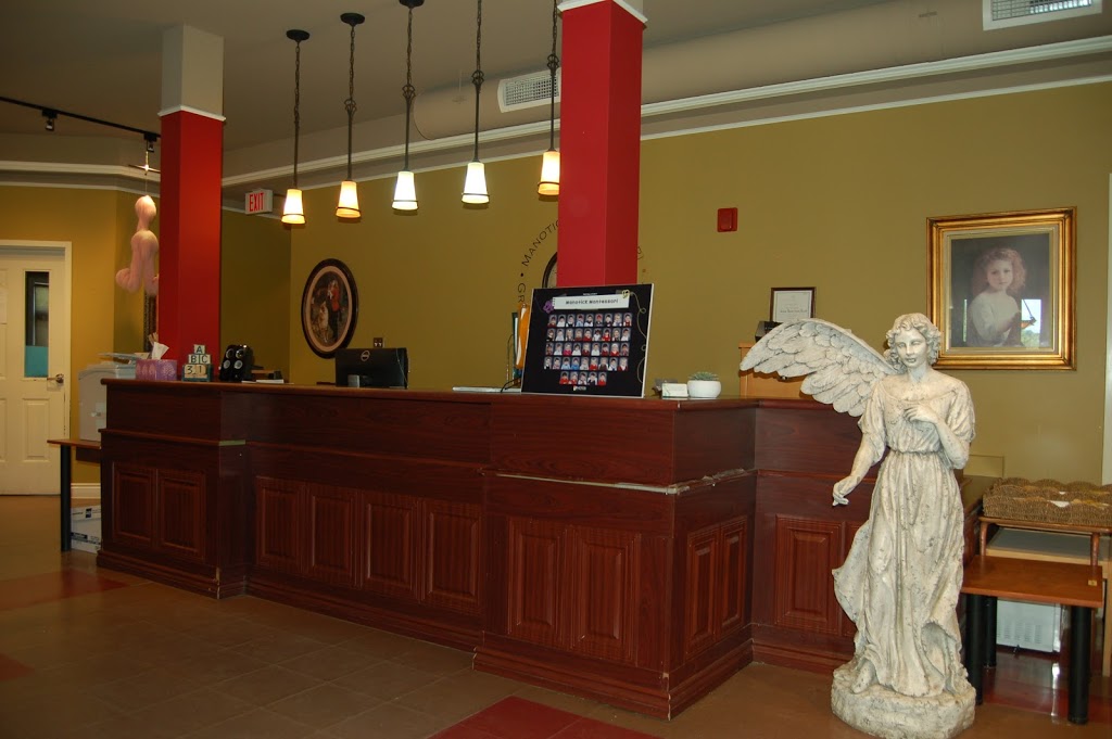 Manotick Montessori Casa Dei Bambini | 5710 Longshadow St, Manotick, ON K4M 1M2, Canada | Phone: (613) 692-1969