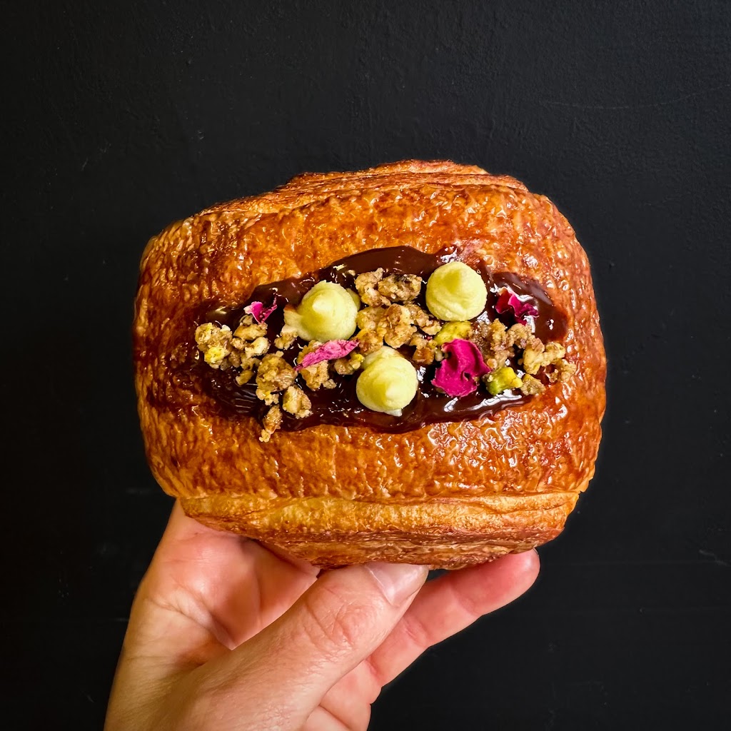 Honey Grove Bakery | 2441 Cousins Ave Unit 4, Courtenay, BC V9N 3N6, Canada | Phone: (250) 898-3304