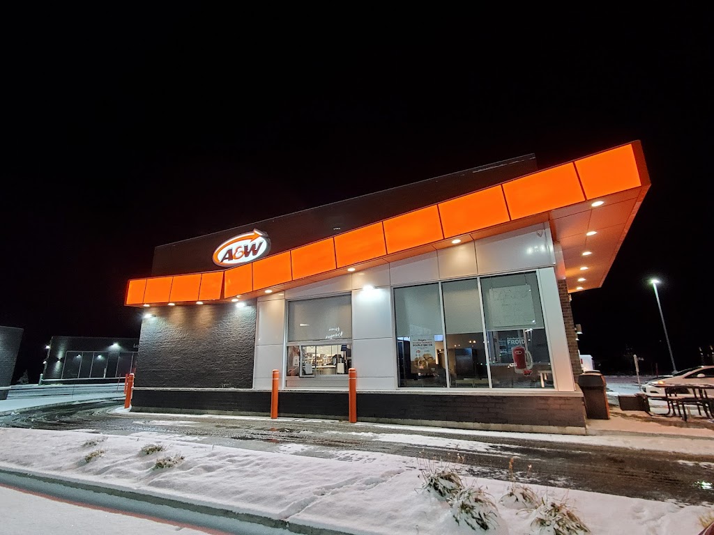 A&W Canada | 2005 Bd Monseigneur-Langlois #100, Salaberry-de-Valleyfield, QC J6S 5P8, Canada | Phone: (514) 299-1833