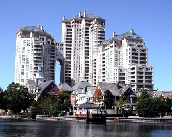 Dunn Real Estate Corporation | 2289 Lake Shore Blvd W, Etobicoke, ON M8V 3Y2, Canada | Phone: (416) 255-1515