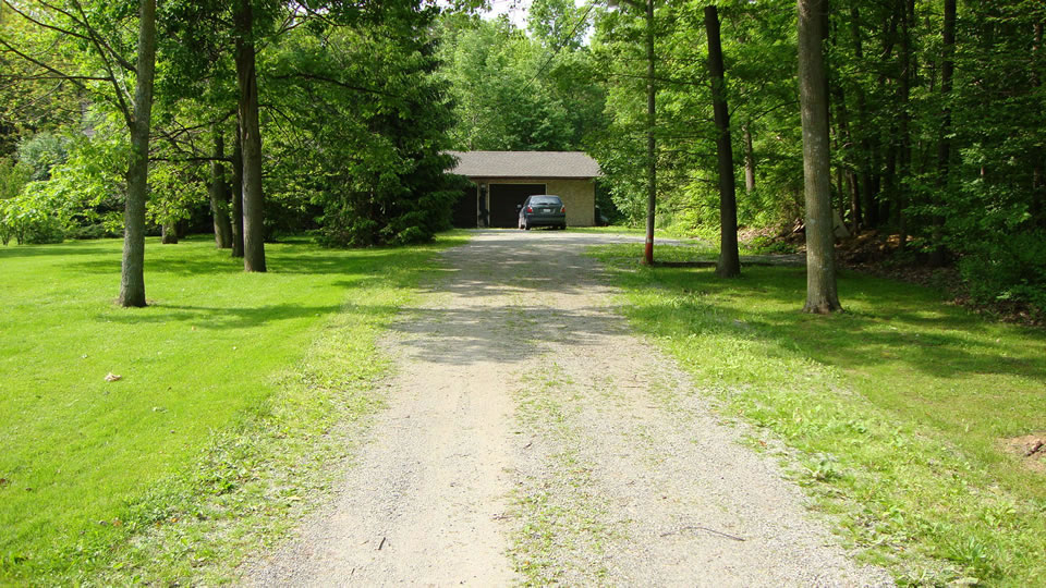 The Gravel Doctor Brantford | 124 Langford Church Rd, Brantford, ON N3T 5L4, Canada | Phone: (905) 973-8957
