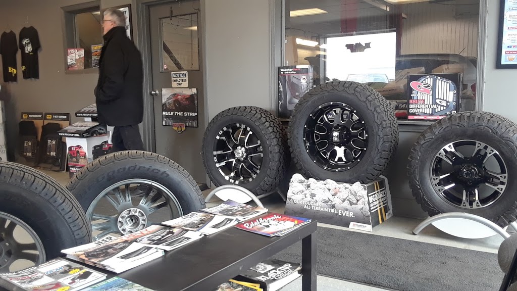 Elgin Tirecraft St Thomas | 10 Sparling Rd, St Thomas, ON N5P 4A6, Canada | Phone: (519) 637-2382