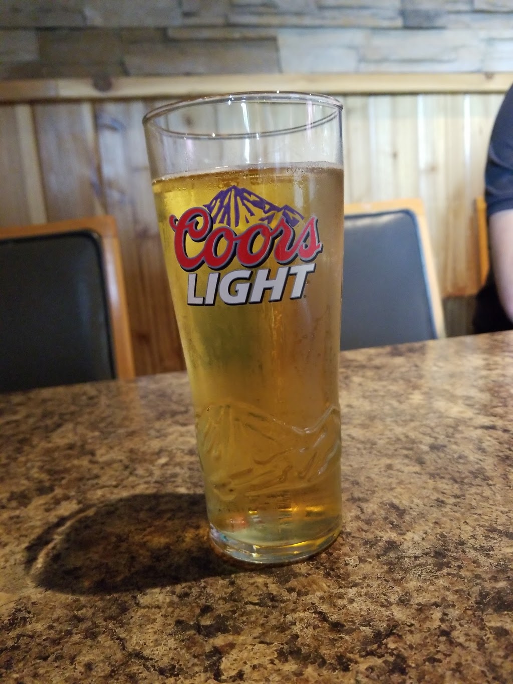 Trifons Pizza | 1612 1 Ave NE, Weyburn, SK S4H 3E8, Canada | Phone: (306) 848-0200