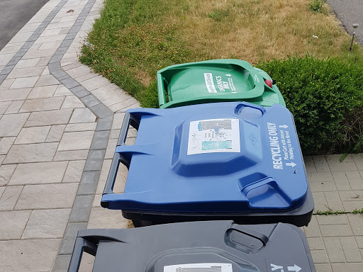 binmover canada | 10 Memory Ln, Brampton, ON L7A 0V9, Canada | Phone: (647) 901-2467