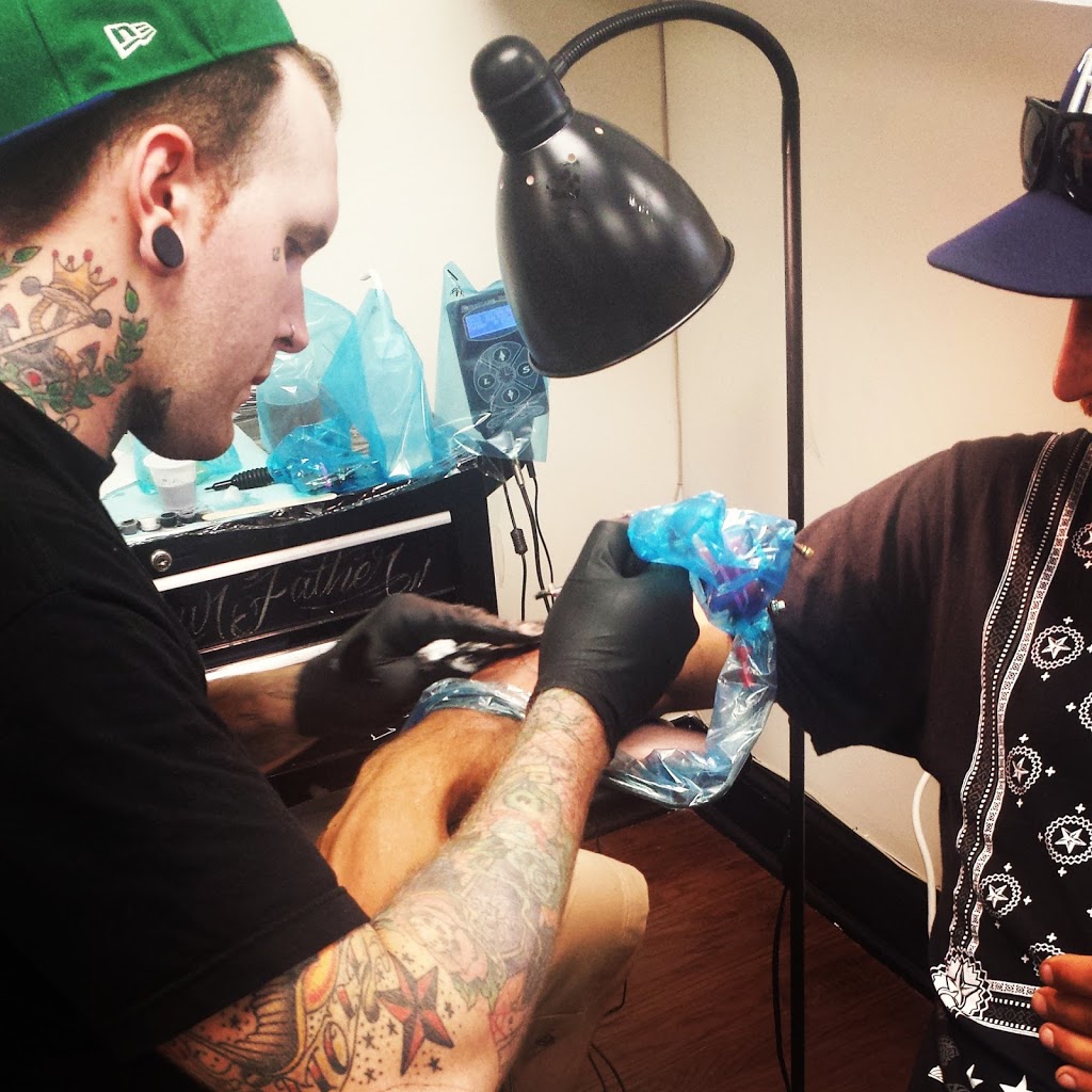 Southside Ink | 2834 Lake Shore Blvd W, Etobicoke, ON M8V 1H7, Canada | Phone: (416) 828-3815