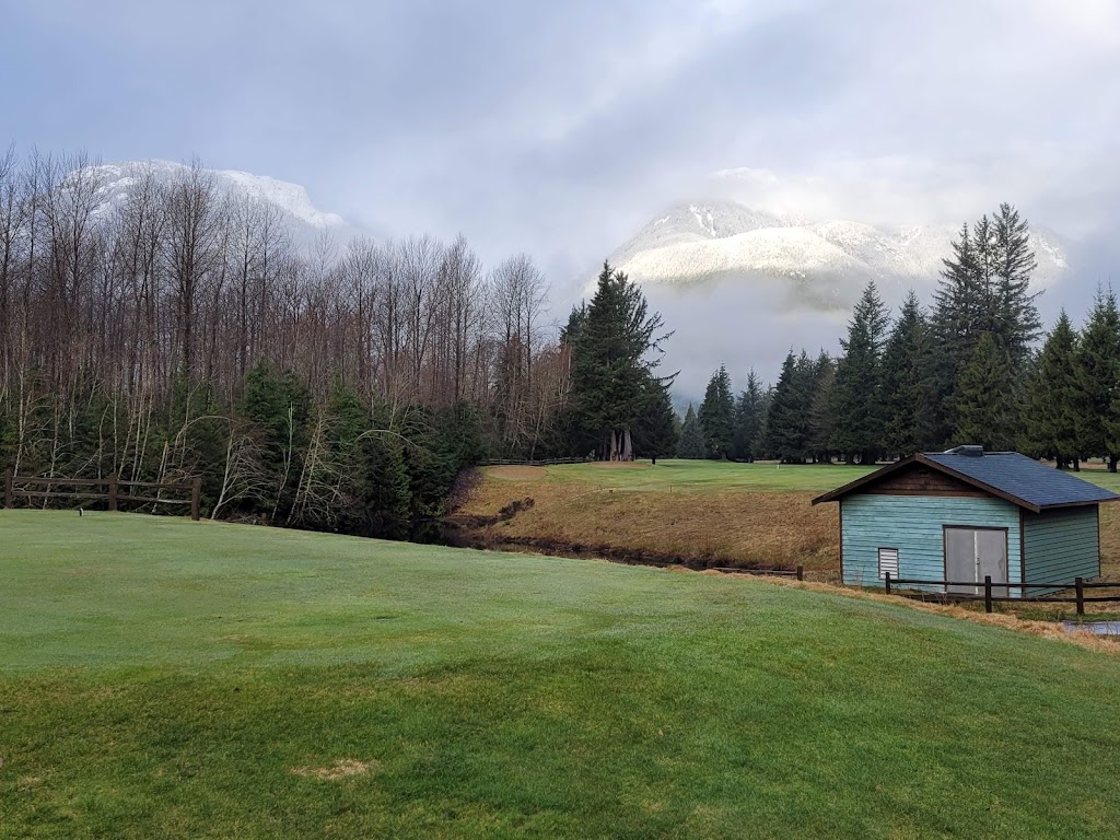 Squamish Valley Golf & Country | 2458 Mamquam Rd, Squamish, BC V8B 0H8, Canada | Phone: (604) 898-9521