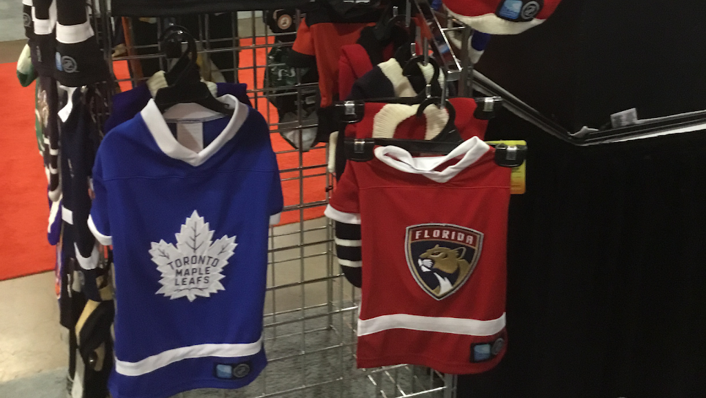 TogPetwear | 2245 Midland Ave Unit 8, Scarborough, ON M1P 4P9, Canada | Phone: (416) 461-9830