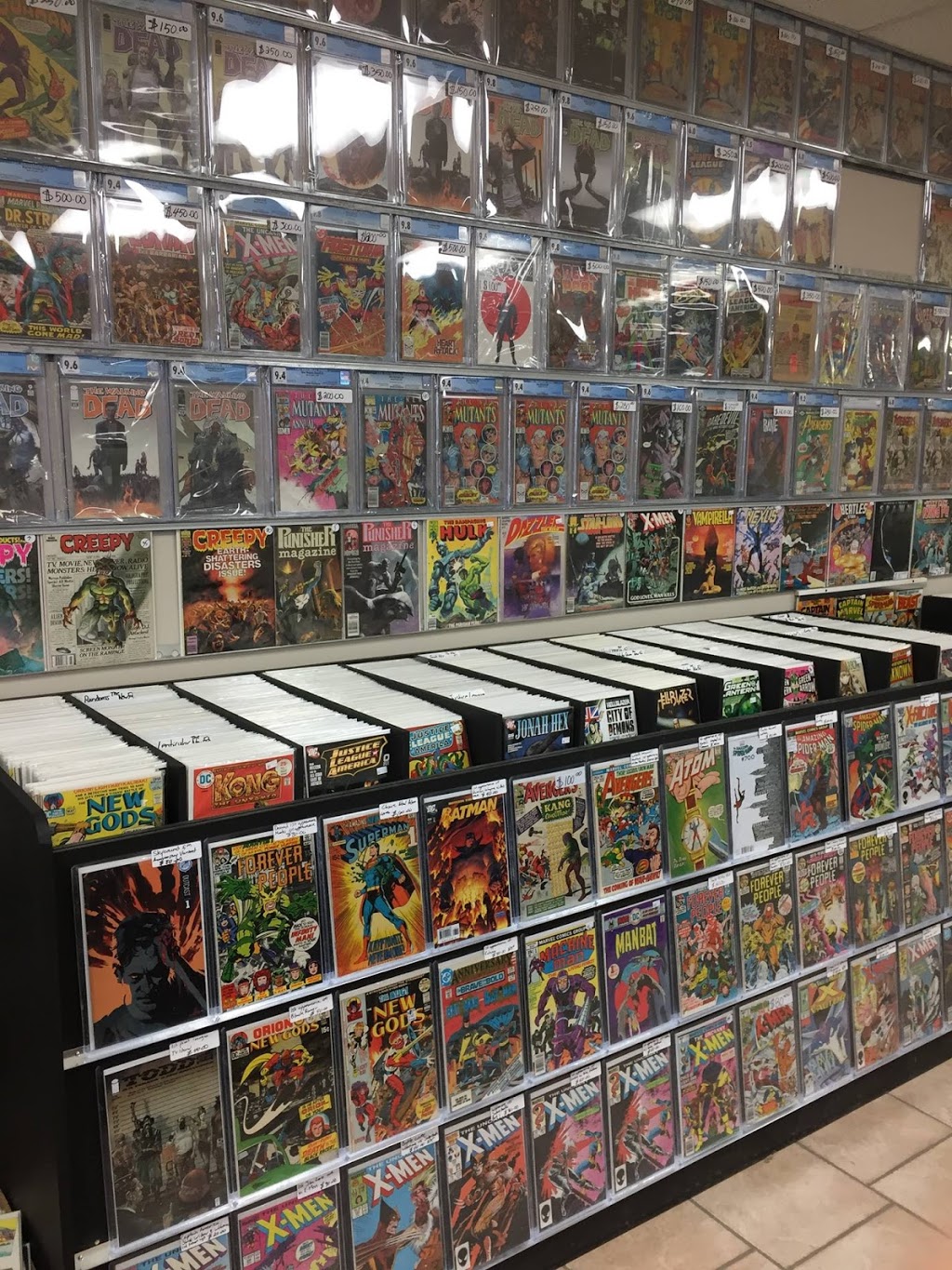Ultimate Key Issue Comics | 10064 156 St NW, Edmonton, AB T5P 2P8, Canada | Phone: (587) 991-2206