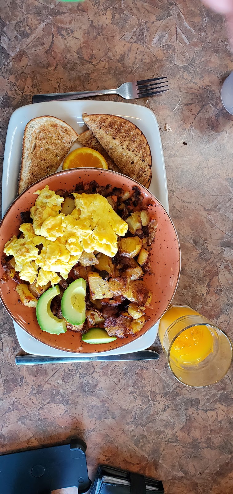 Eggsmart Collingwood Eatery | 115 First St #1b, Collingwood, ON L9Y 1A5, Canada | Phone: (705) 293-4344
