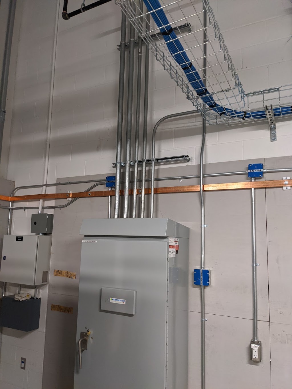 Southcoast Electric | 1093 Sunset Dr, Fort Erie, ON L2A 5M4, Canada | Phone: (905) 325-8430