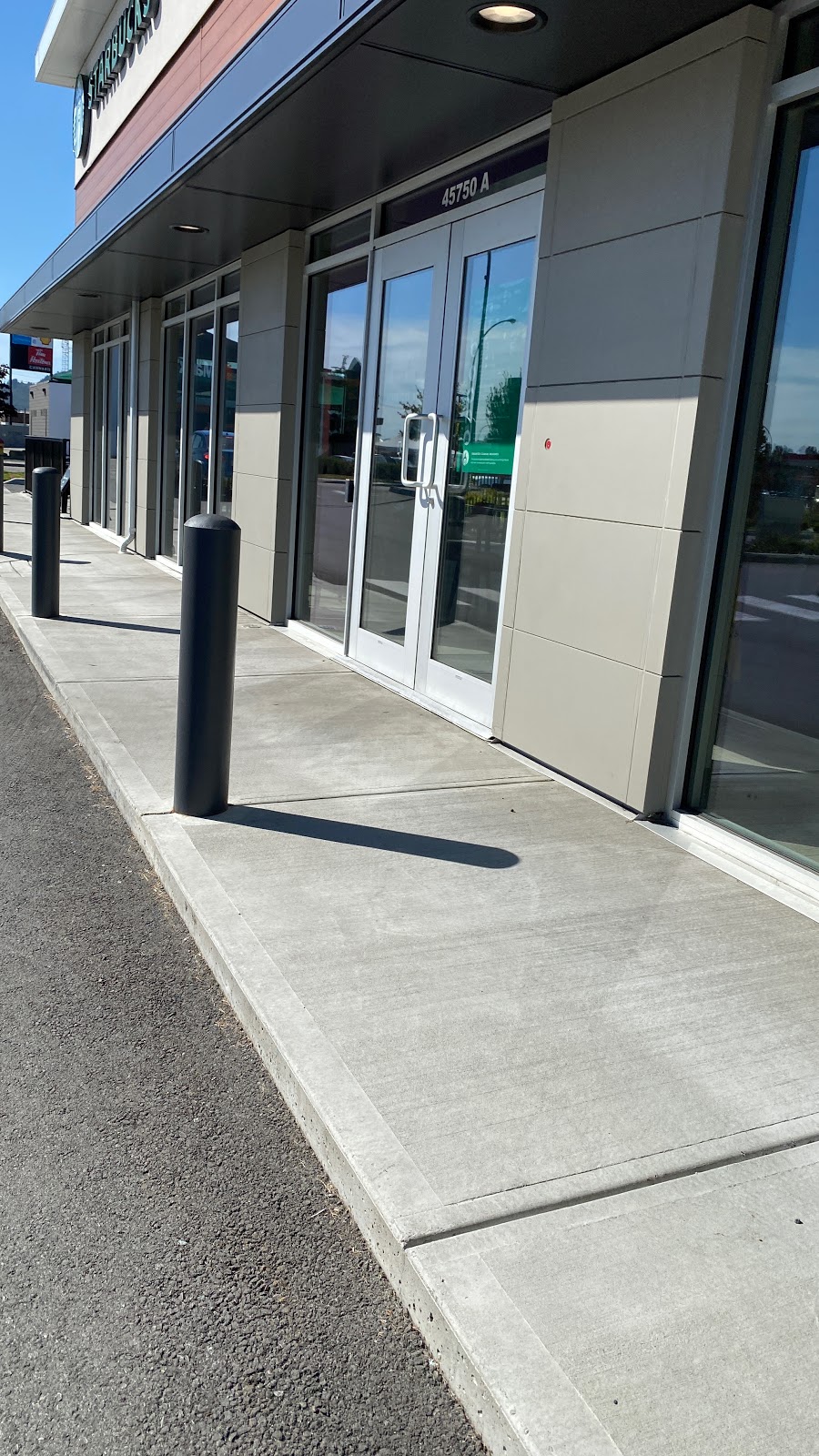Starbucks | 45750 Luckakuck Way Unit A, Chilliwack, BC V2R 4E8, Canada | Phone: (604) 316-8329
