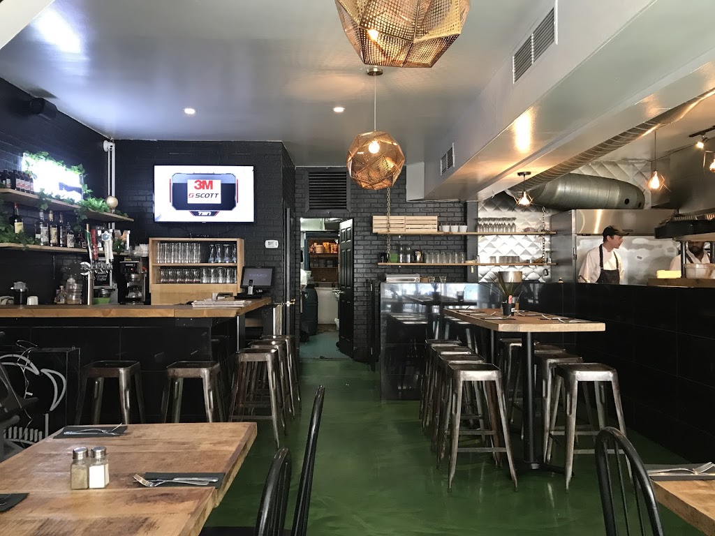 Seasoned Dreams | 5509 Rue Laurendeau, Montréal, QC H4E 3V9, Canada | Phone: (514) 769-2222