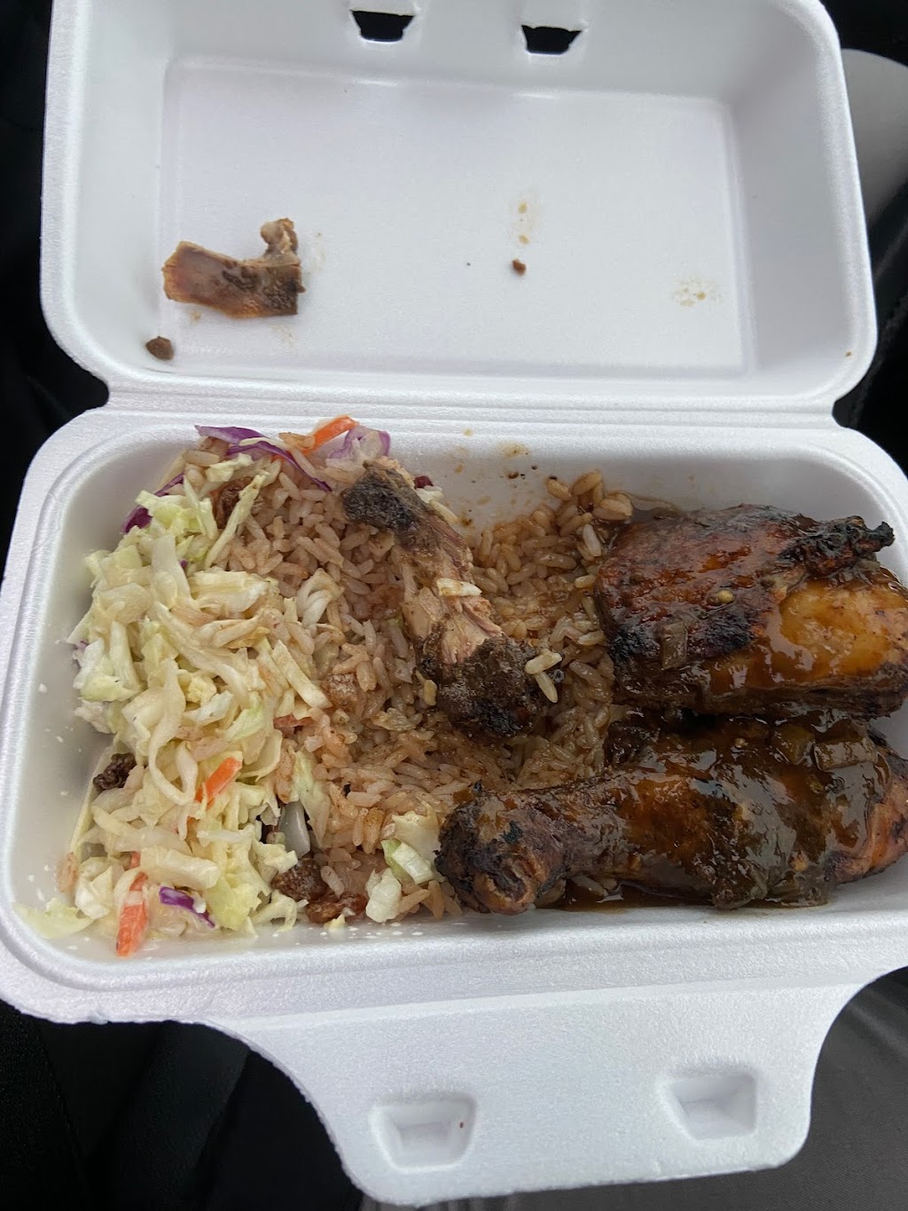 GC Jerk Xpress | 6171 Conin Dr, Mississauga, ON L4V 1N8, Canada | Phone: (905) 282-9007