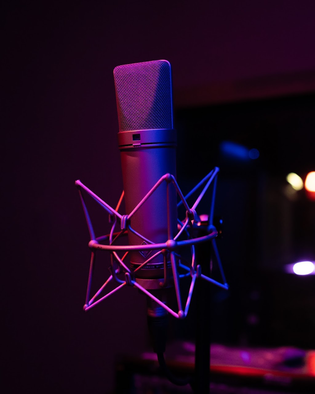 Aurum Waves Studio | 426 Caledonia Rd, Moncton, NB E1H 2E7, Canada | Phone: (506) 232-3300