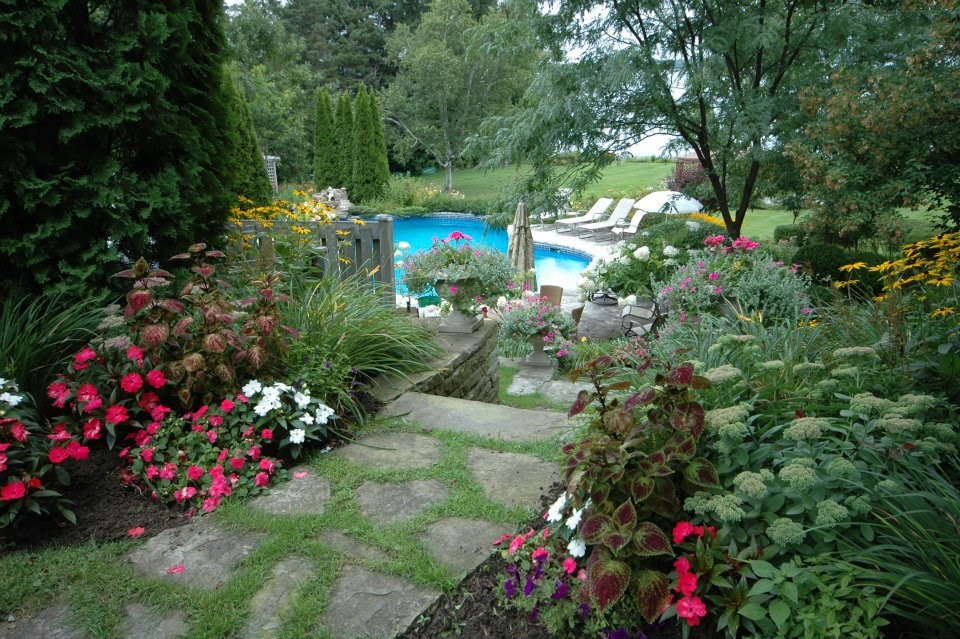 Penney Gardens Nursery | 133 Rue Main, Saint-Lazare, QC J7T 2H9, Canada | Phone: (450) 458-5546