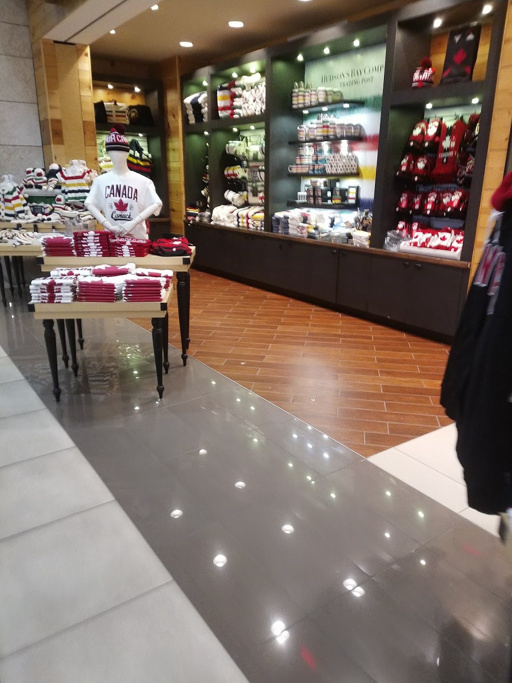 Relay | 1000 Airport Rd, Edmonton International Airport, AB T9E 0V3, Canada