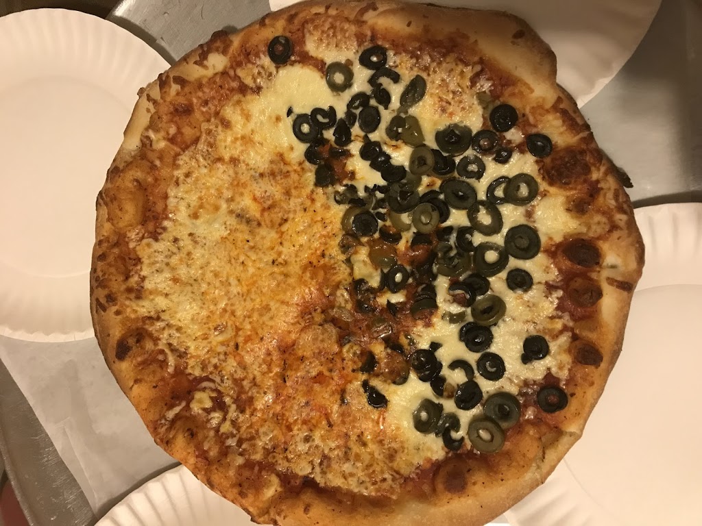 Le Roi de la Pointe de Pizza | 434 Rue Jarry E, Montréal, QC H2P 1V3, Canada | Phone: (514) 388-5111