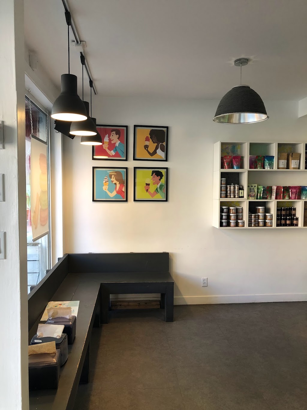 Virevent | 1517 Rue Fleury E, Montréal, QC H2C 1S5, Canada | Phone: (514) 564-8368