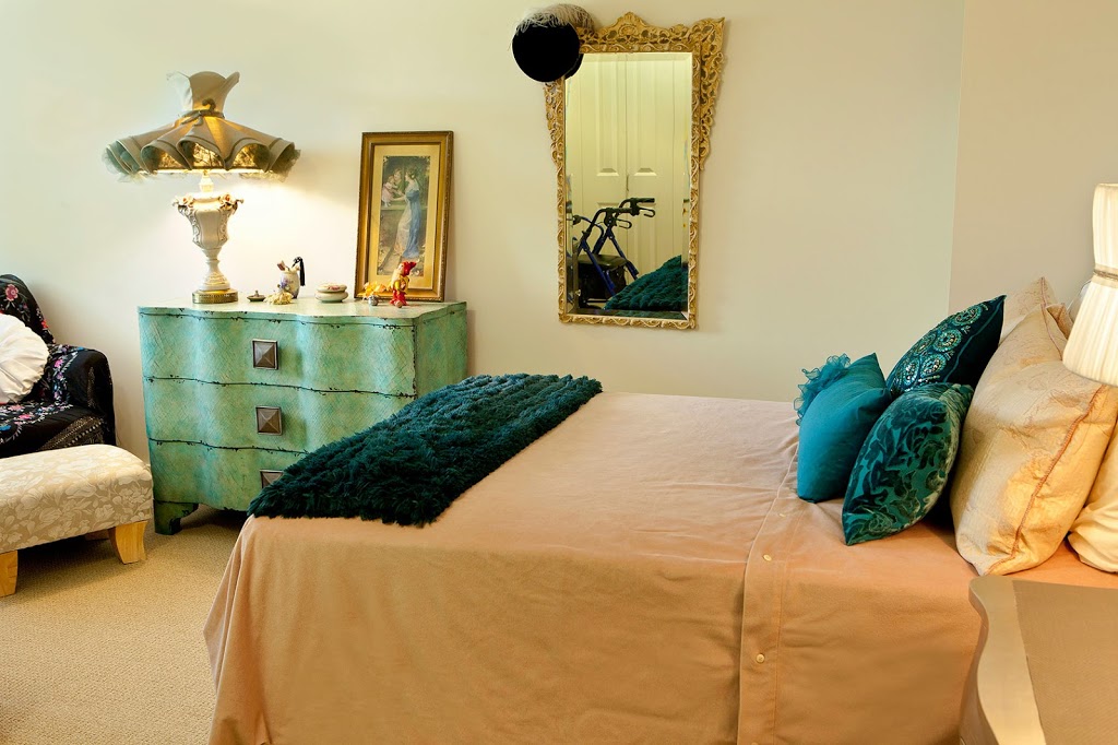 Weinberg Residence | 5650 Osler St, Vancouver, BC V6M 2W9, Canada | Phone: (604) 261-9622
