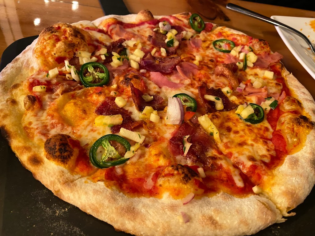 Crust & Crate Fast Fired Pizza Pub | 100 Shuttleworth Dr., Ottawa, ON K1T 0W7, Canada | Phone: (343) 349-9393