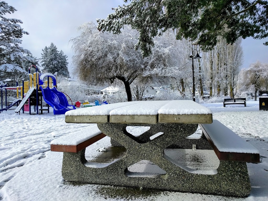 Glen Lake Park | 3076 Shoreview Dr, Victoria, BC V9B 4S8, Canada | Phone: (250) 478-7882