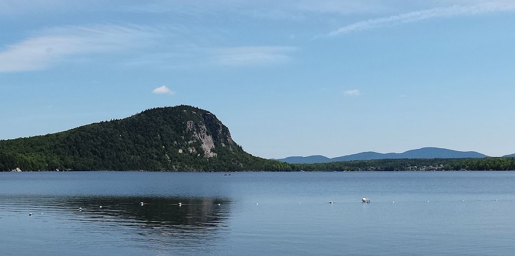 Mont Pinacle - Début de la randonnée | 1899 Chem. May, Coaticook, QC J1A 2S4, Canada | Phone: (819) 849-2721