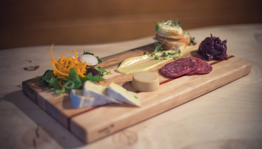 Bistro Cafe Latte | 98 Chem. Masson, Sainte-Marguerite-du-Lac-Masson, QC J0T 1L0, Canada | Phone: (579) 286-0092