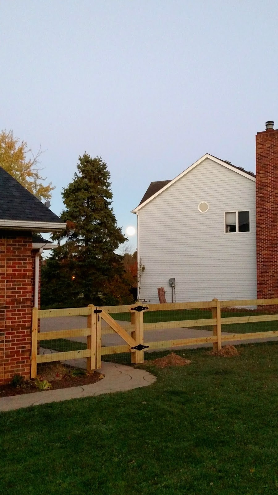 City Fence | 3893 Walden Ave, Lancaster, NY 14086, USA | Phone: (716) 206-0511