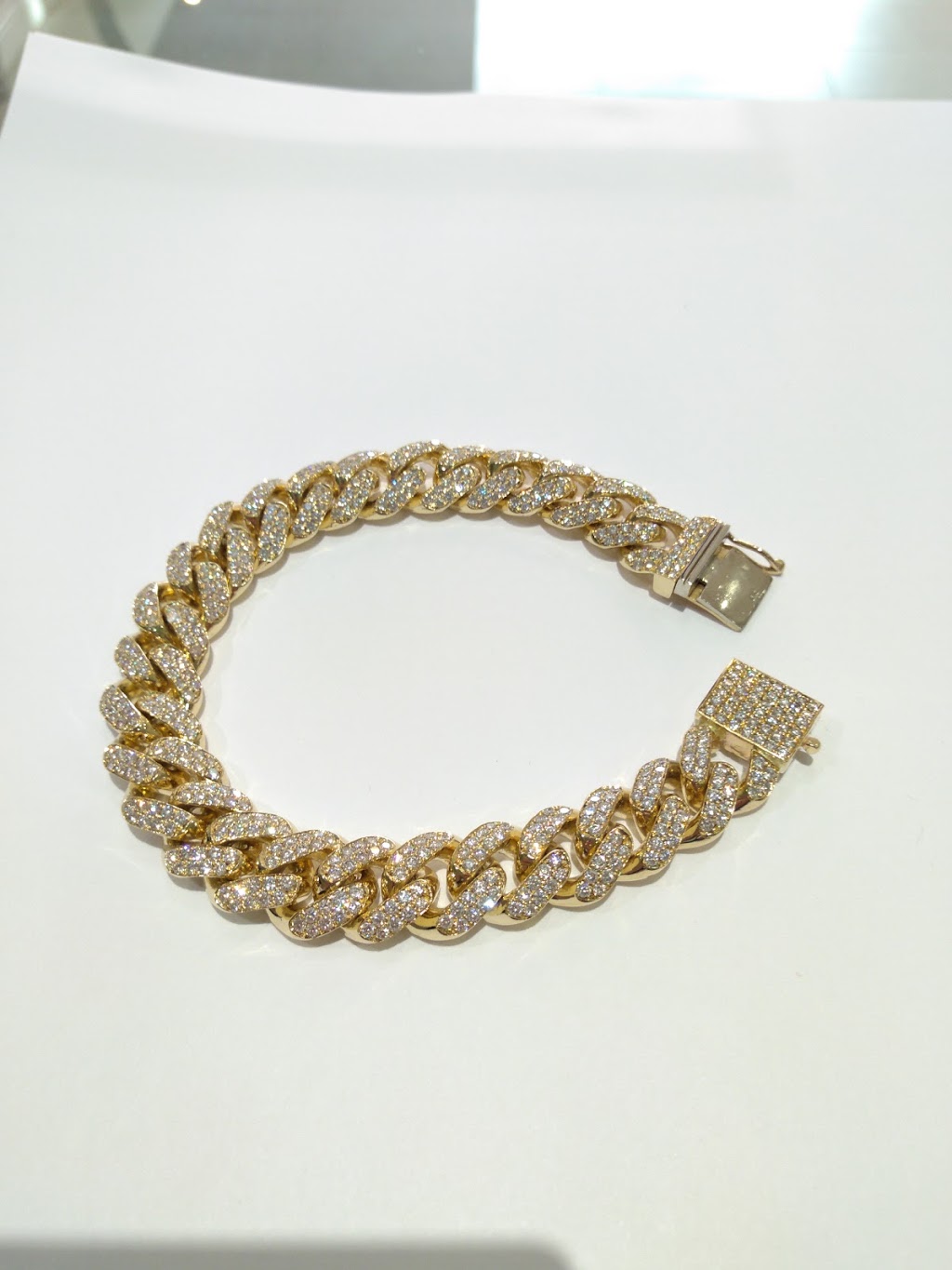 D&G Jewellers Inc | 1120 The Queensway, Etobicoke, ON M8Z 1P7, Canada | Phone: (416) 503-2274