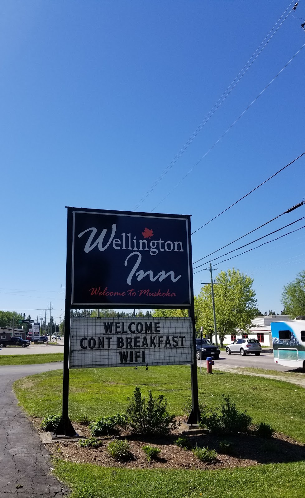 Wellington Inn | 265 Wellington St, Bracebridge, ON P1L 1C1, Canada | Phone: (705) 645-2238