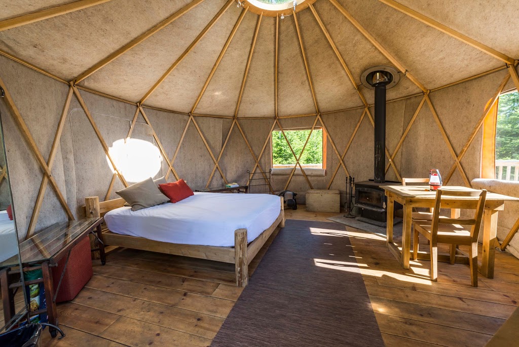 Yurta | 218 Chemin White #9, Harrington, QC J8G 2T3, Canada | Phone: (514) 291-6368